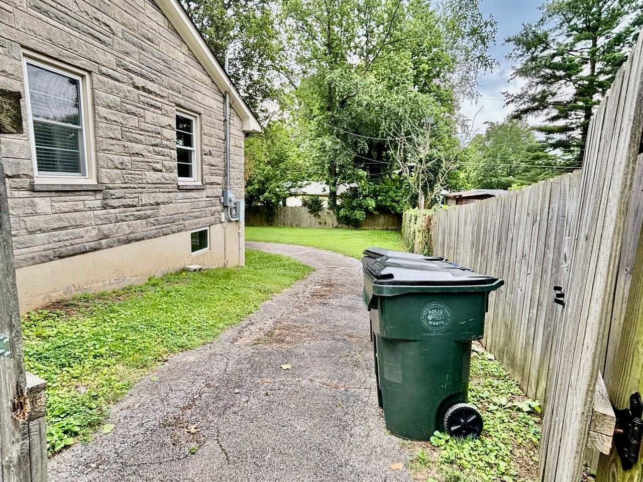 3448 Dixiana Dr - Photo 3 of 27