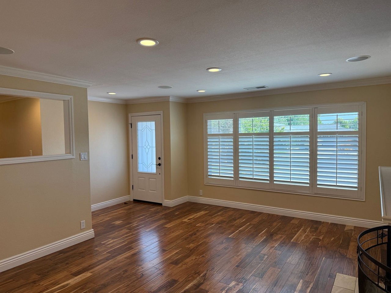 892 Kingfisher Dr - Photo 3 of 17