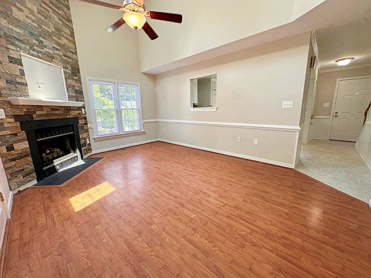1506 Tackley Pl - Photo 6 of 40