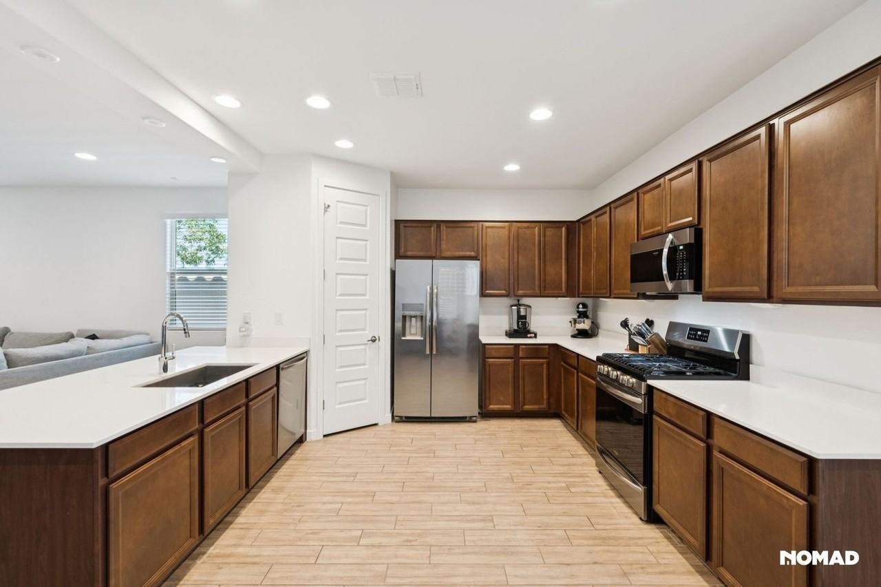 16811 W El Caminito Dr - Photo 3 of 36