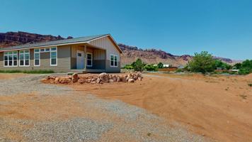 featured image of 2070 Starbuck Ln