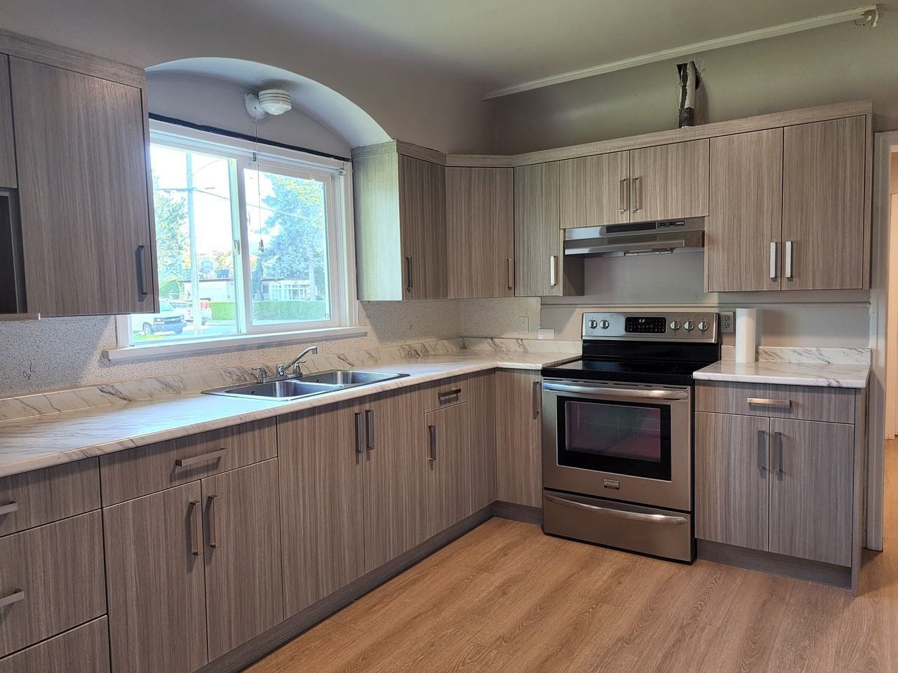 9320 Edward Street - Photo 2 of 8