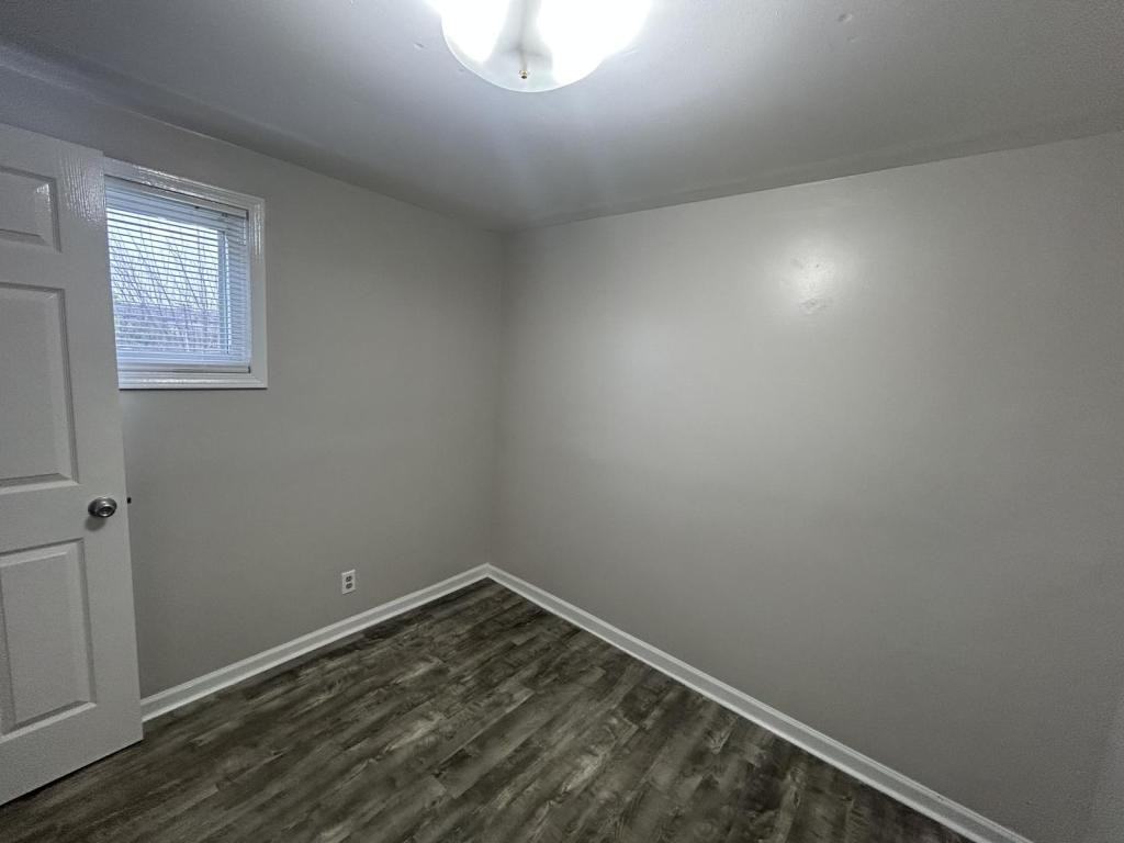 1667 Seneca St - Photo 3 of 4