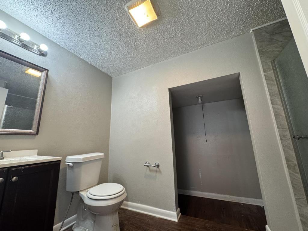 1508 S 43rd St - Photo 5 of 6