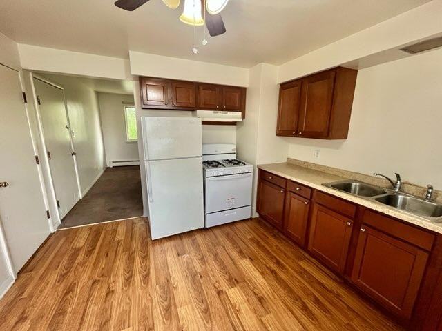 18381 Torrence Ave #5 - Photo 3 of 8