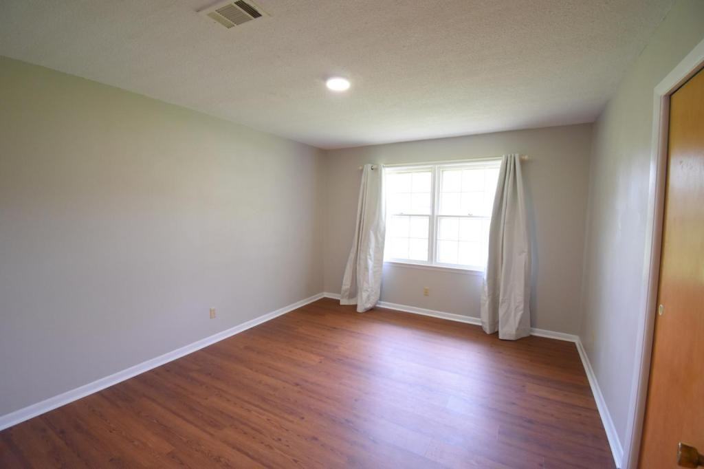 4099 Shenandoah Dr Sw - Photo 7 of 37
