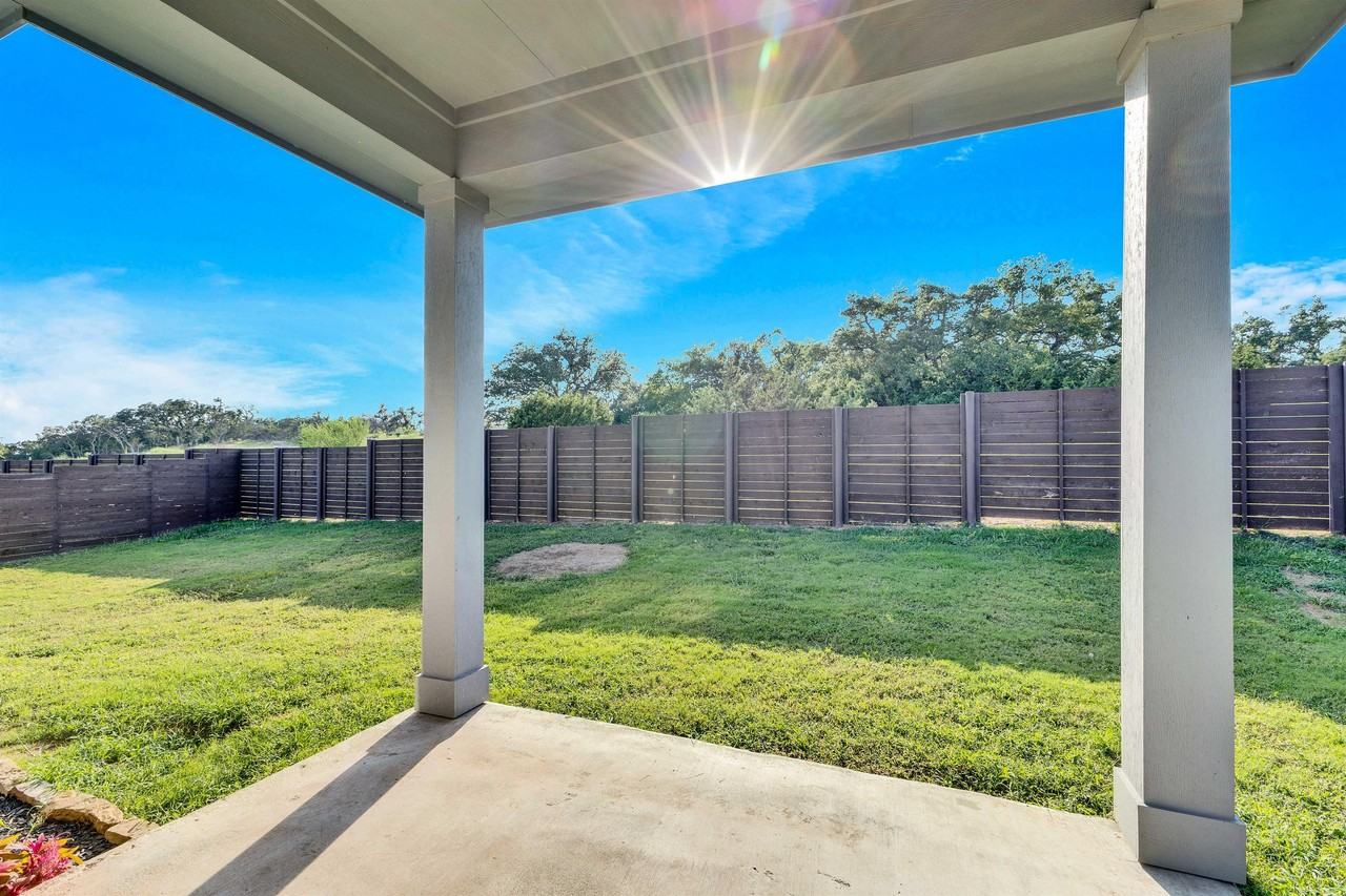 16924 Morelle Dr - Photo 3 of 50