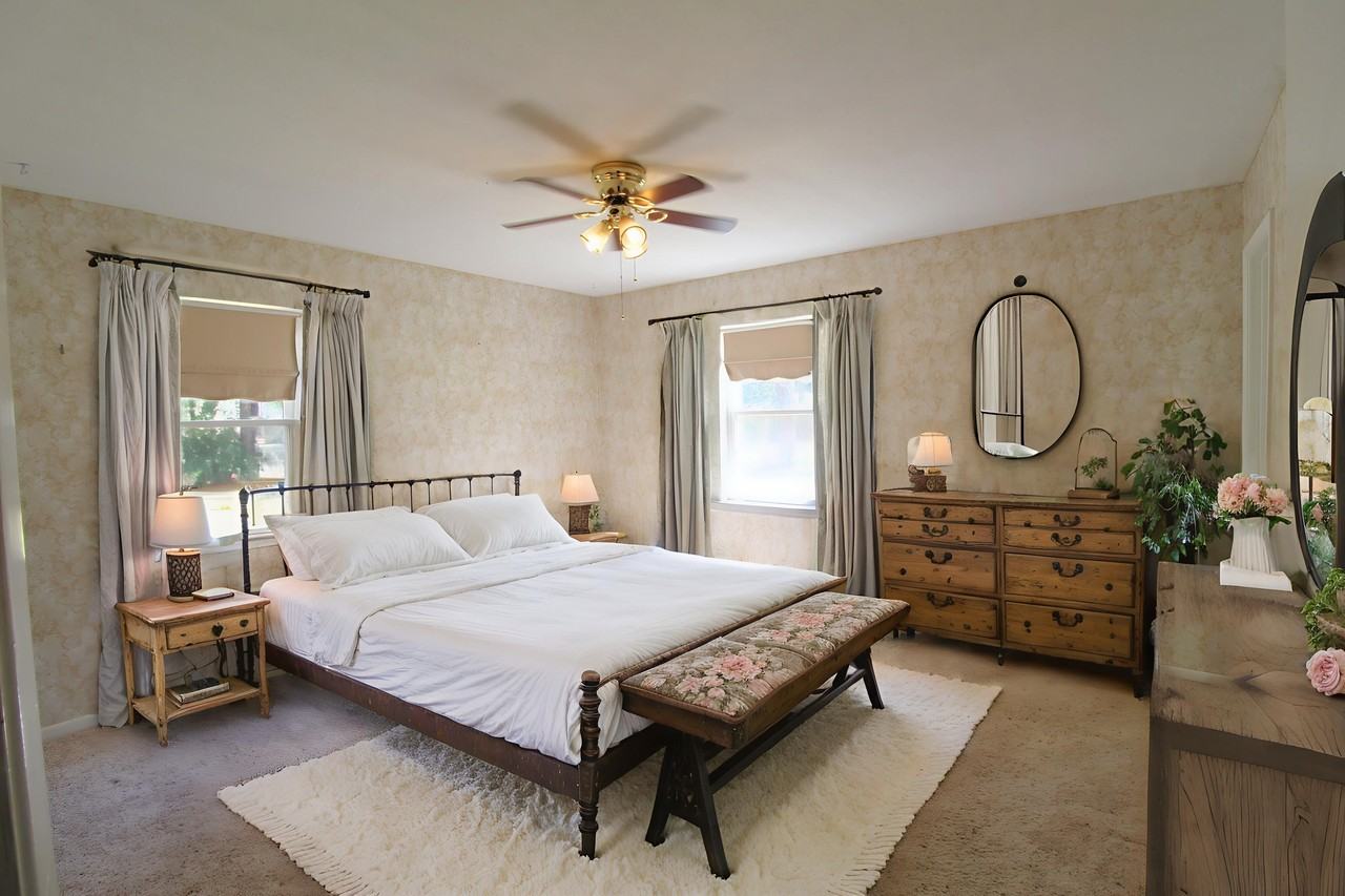 113 West Dr - Photo 2 of 10