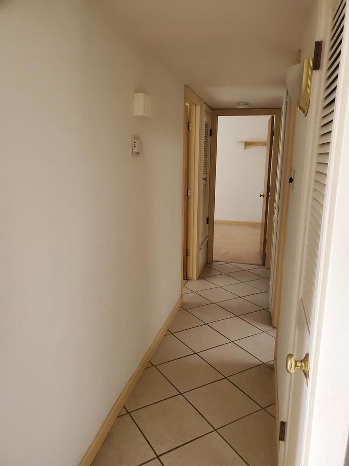 333 Mariana Cir - Photo 2 of 20