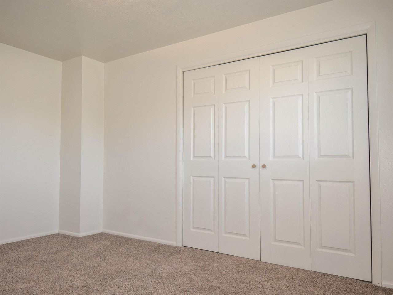 257 Westnorth #B - Photo 4 of 17