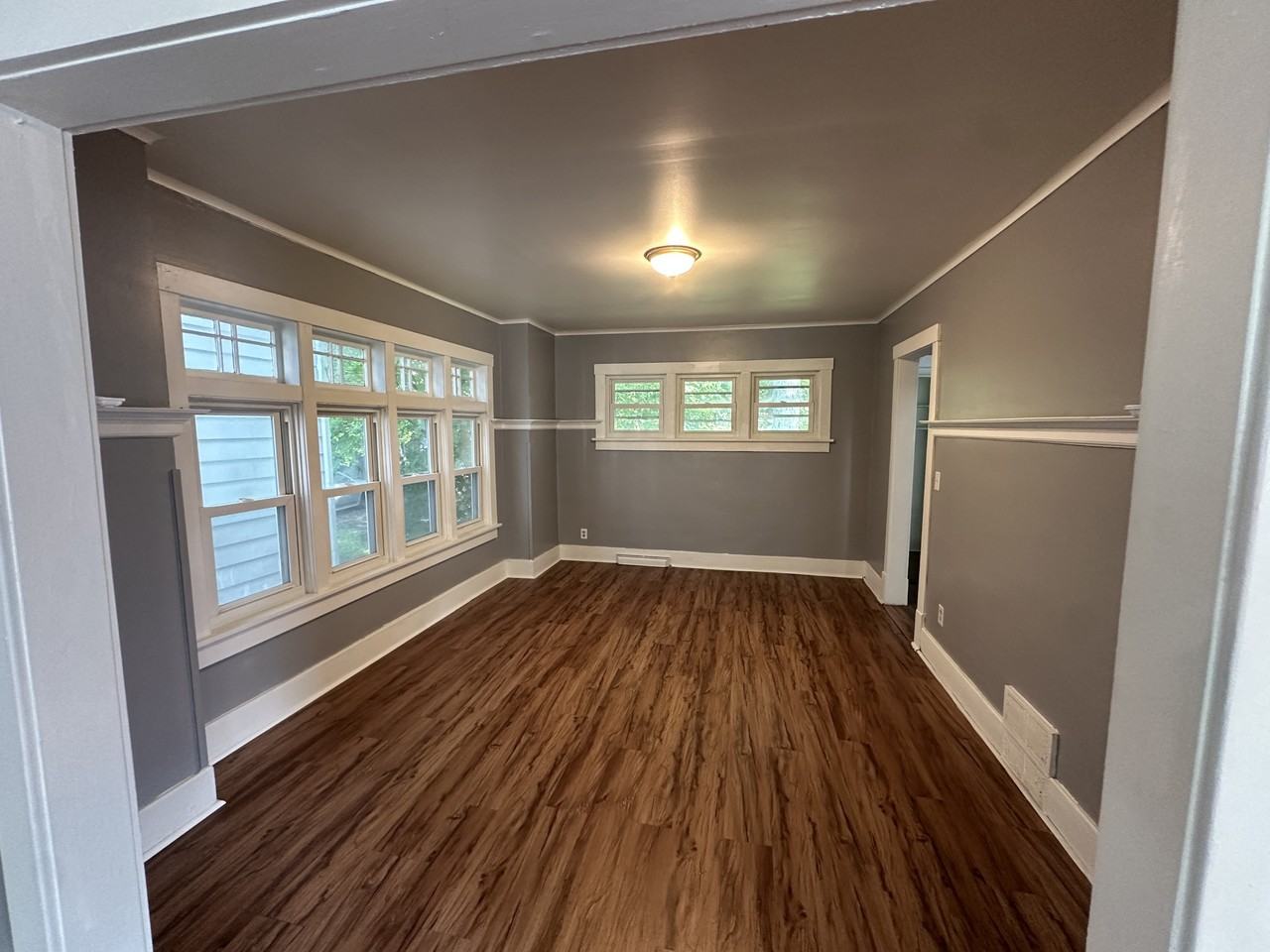 E Thrush Ave - Photo 2 of 10