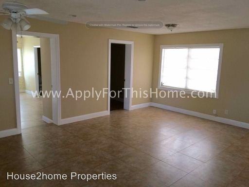 3944 E Eden Roc Cir - Photo 3 of 24