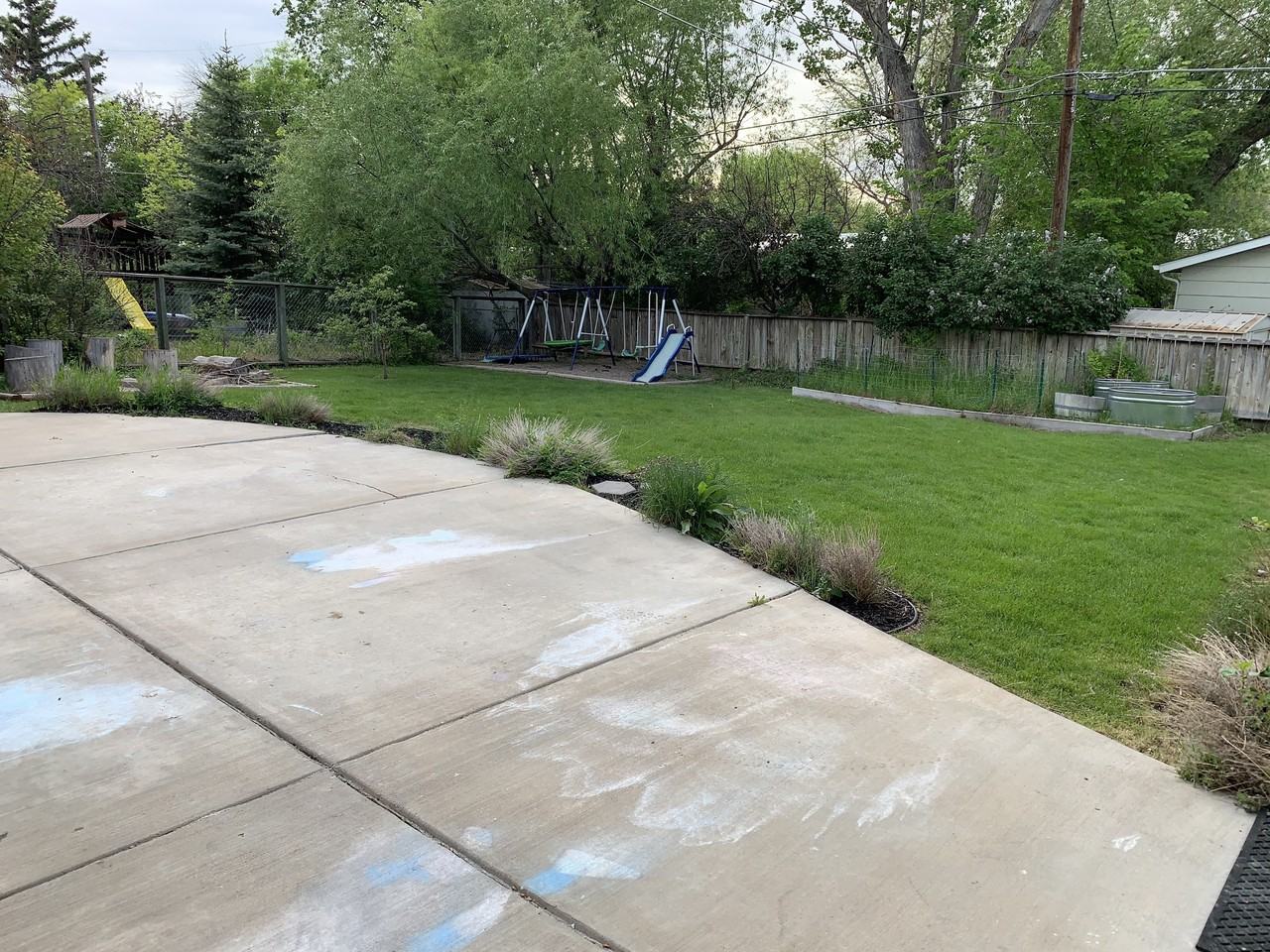 624 Carol Dr - Photo 4 of 24