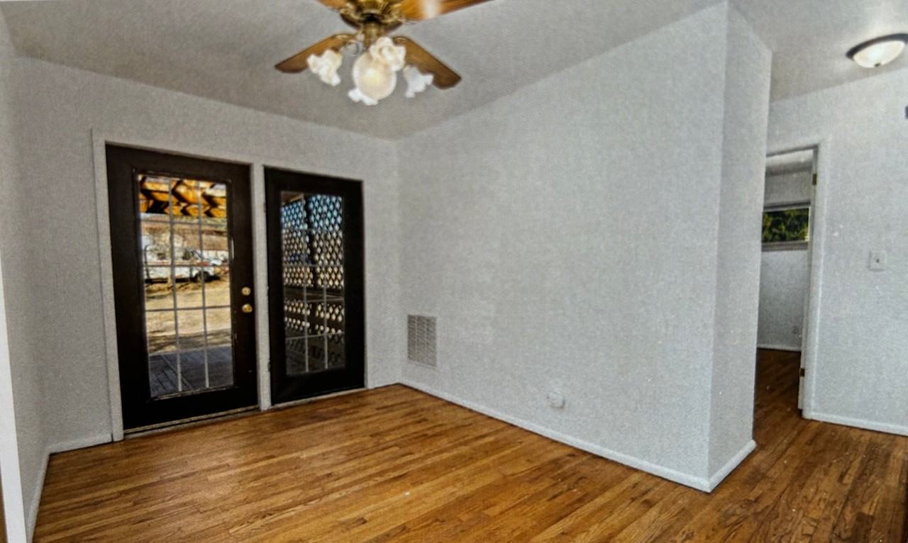 2503 16th Ave - Photo 5 of 6