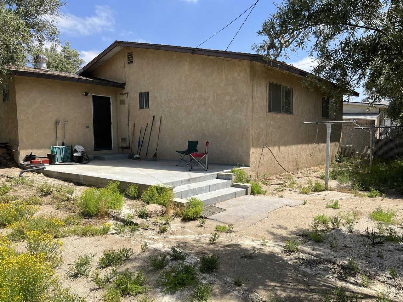 33671 Beverly Dr - Photo 3 of 15