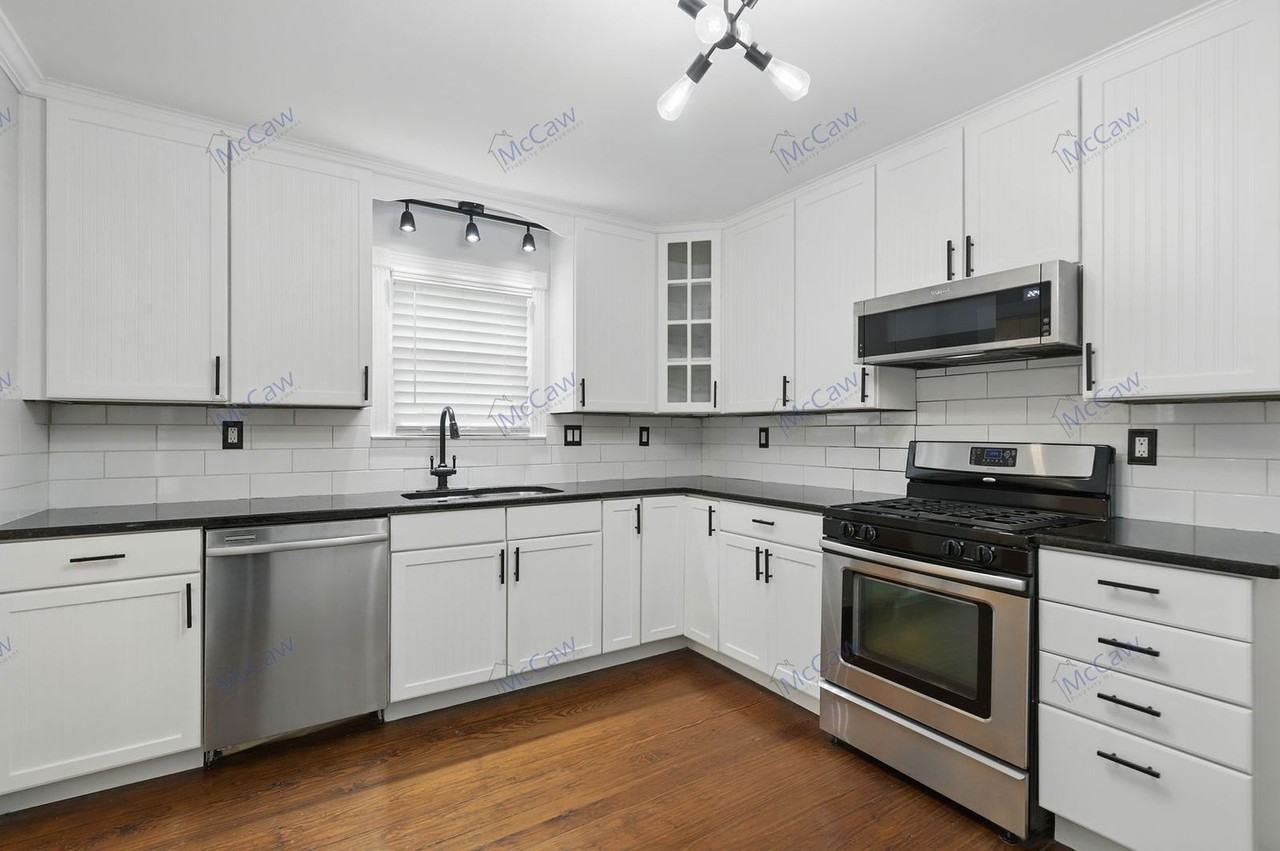 2516 Primrose Ave - Photo 4 of 21