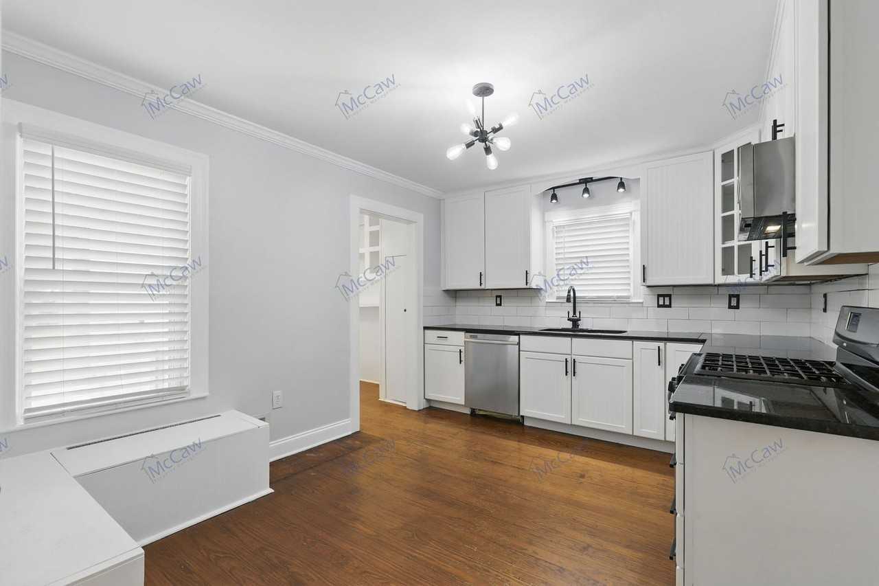 2516 Primrose Ave - Photo 5 of 21