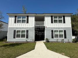 featured image of 11454 Oakfield Ct #102
