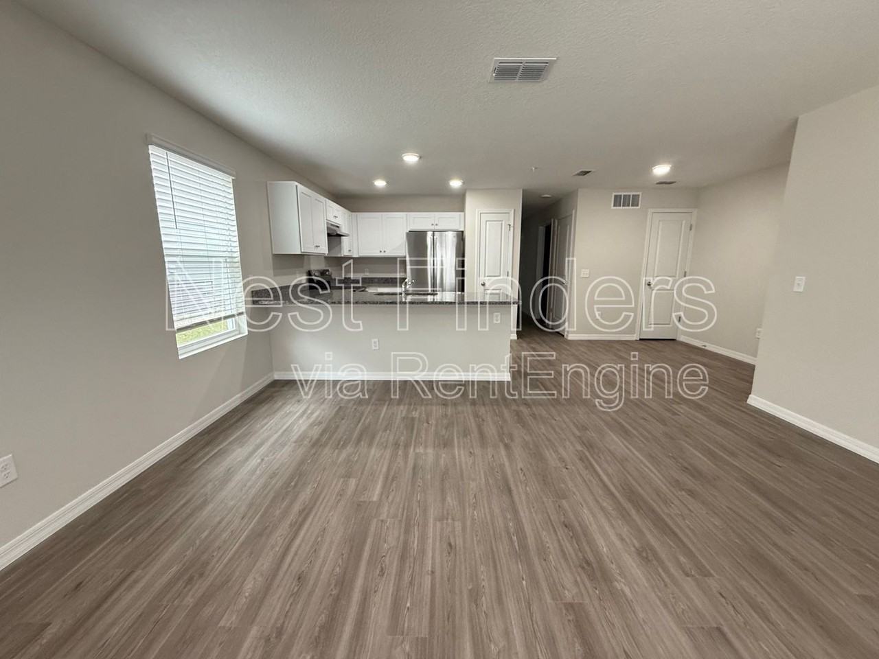 11454 Oakfield Ct #102 - Photo 3 of 21