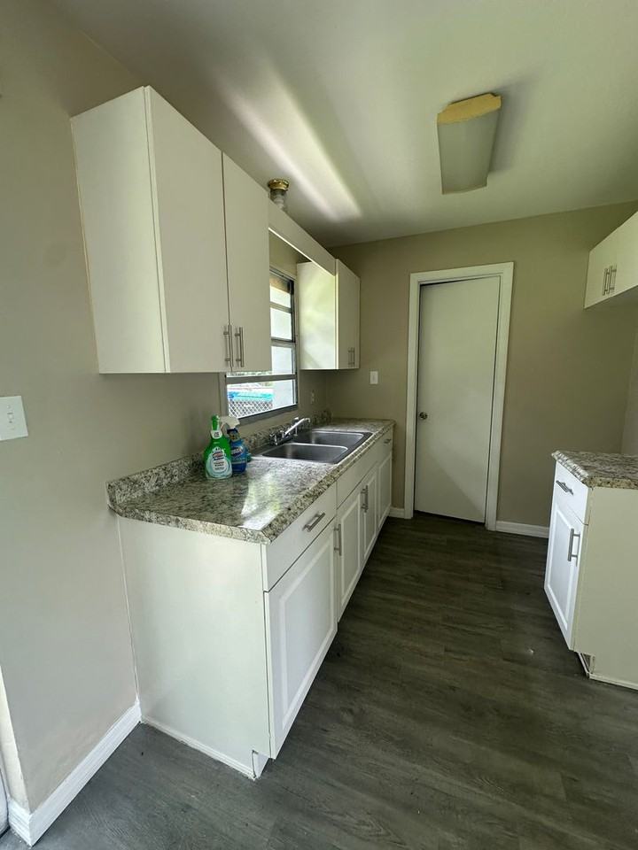 1202 Prairie Ln - Photo 7 of 7