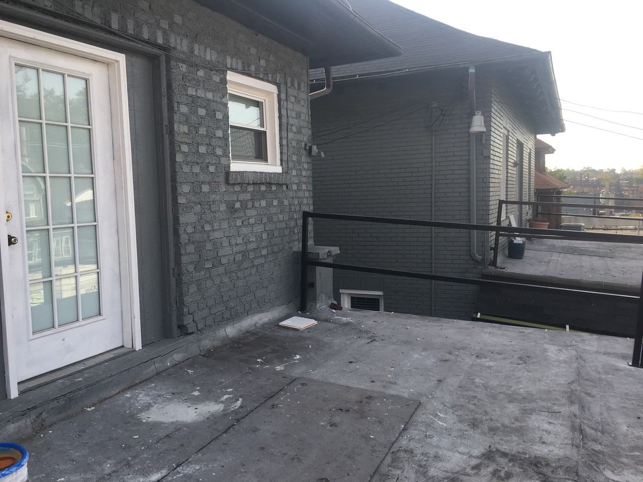 *** Squirrel Hill Gem * Huge Apartment * On Murray Avenue * Spacious * Renovated * Pet Friendly * Available Now *** - Photo 6 of 25