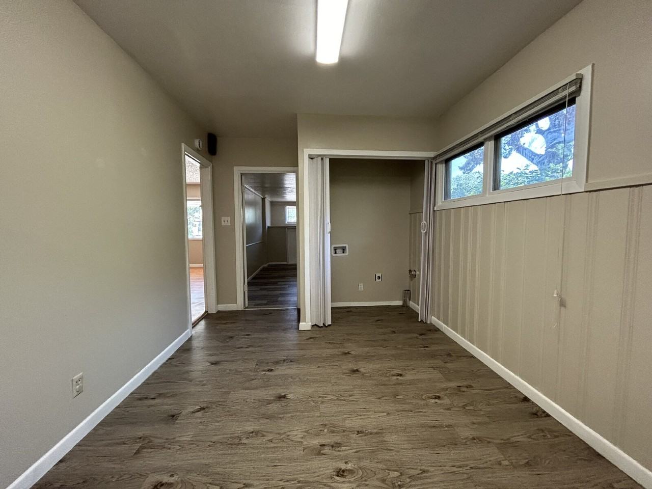 3004 30th St - Photo 5 of 15