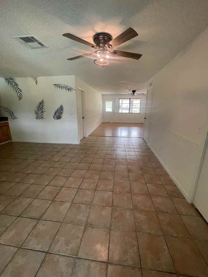 107 Montana Ave - Photo 7 of 24