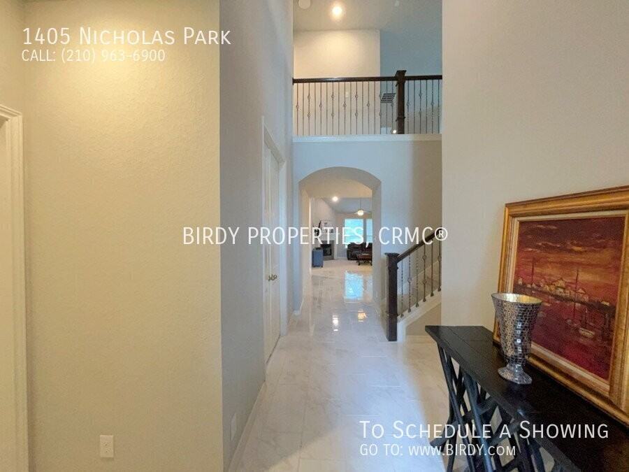 1405 Nicholas Park - Photo 2 of 49