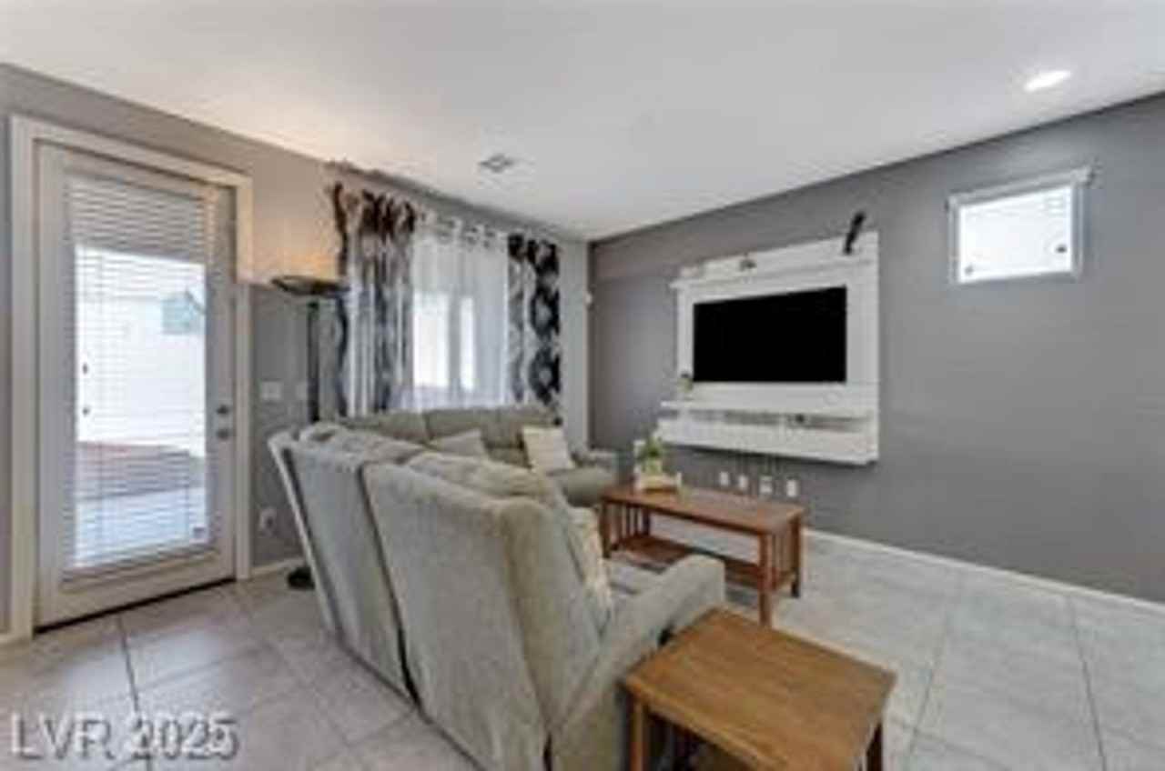 6276 Point Isabel Way - Photo 3 of 9