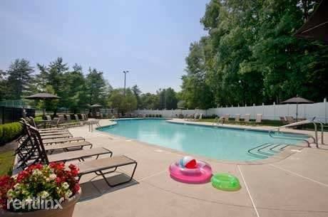 Harding green drive - Photo 2 of 6