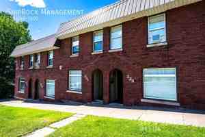 featured image of 319 N 23rd Ave W