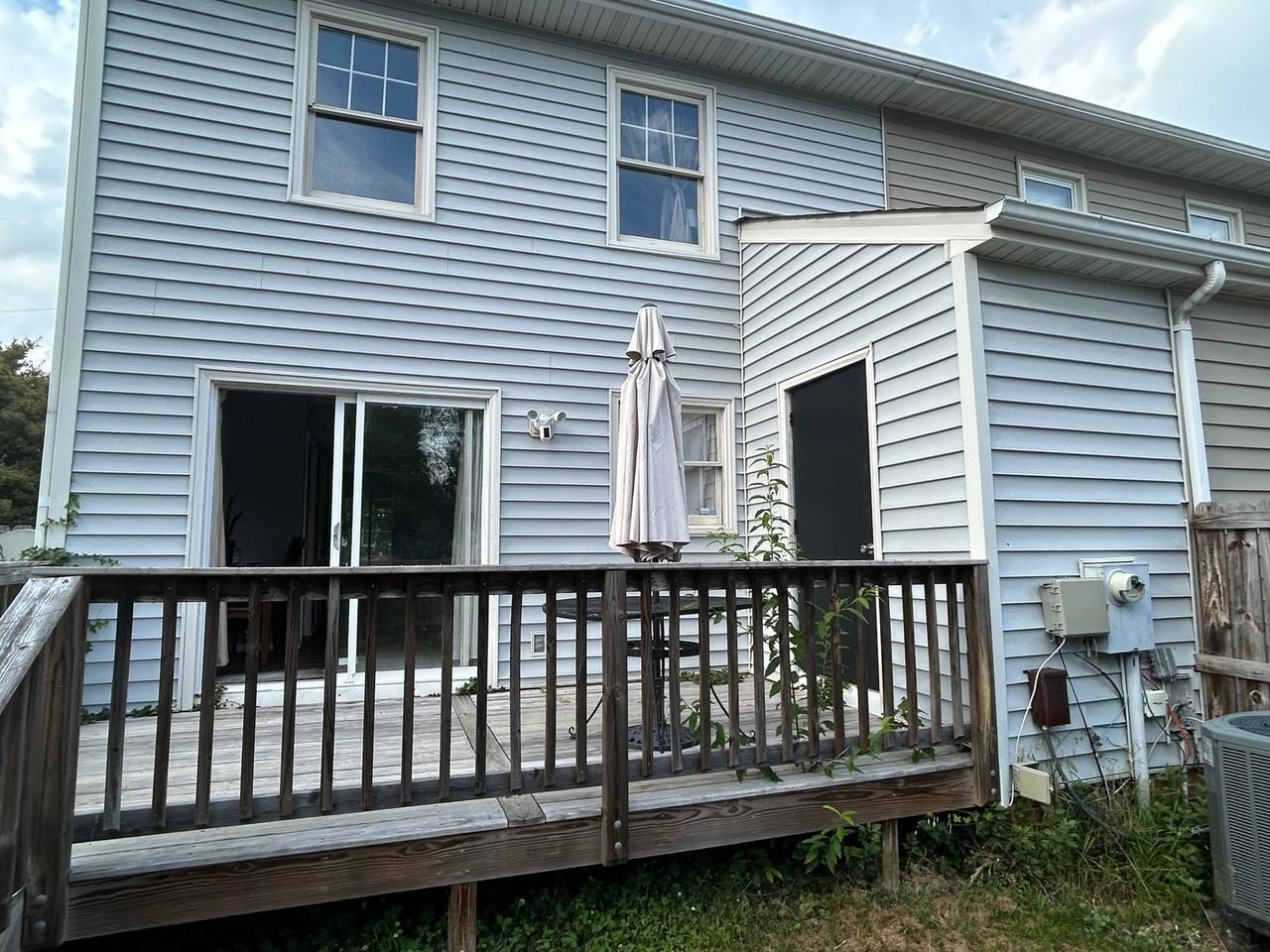 1519 Lakeview Ave - Photo 3 of 15