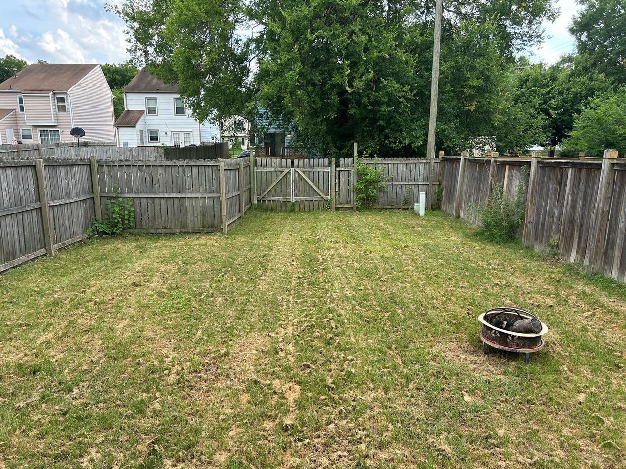 1519 Lakeview Ave - Photo 2 of 15