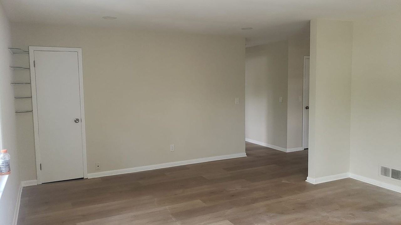 720 E 1st Ave #NA - Photo 2 of 15