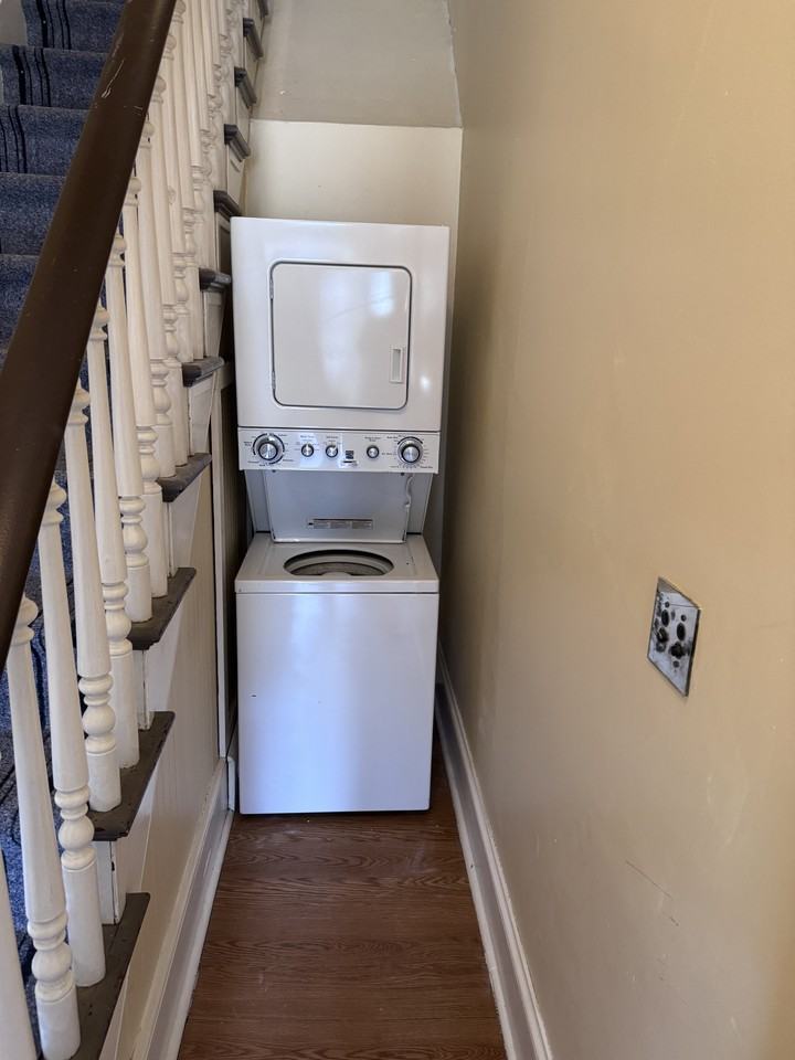 1703 N Union St #2 - Photo 3 of 9