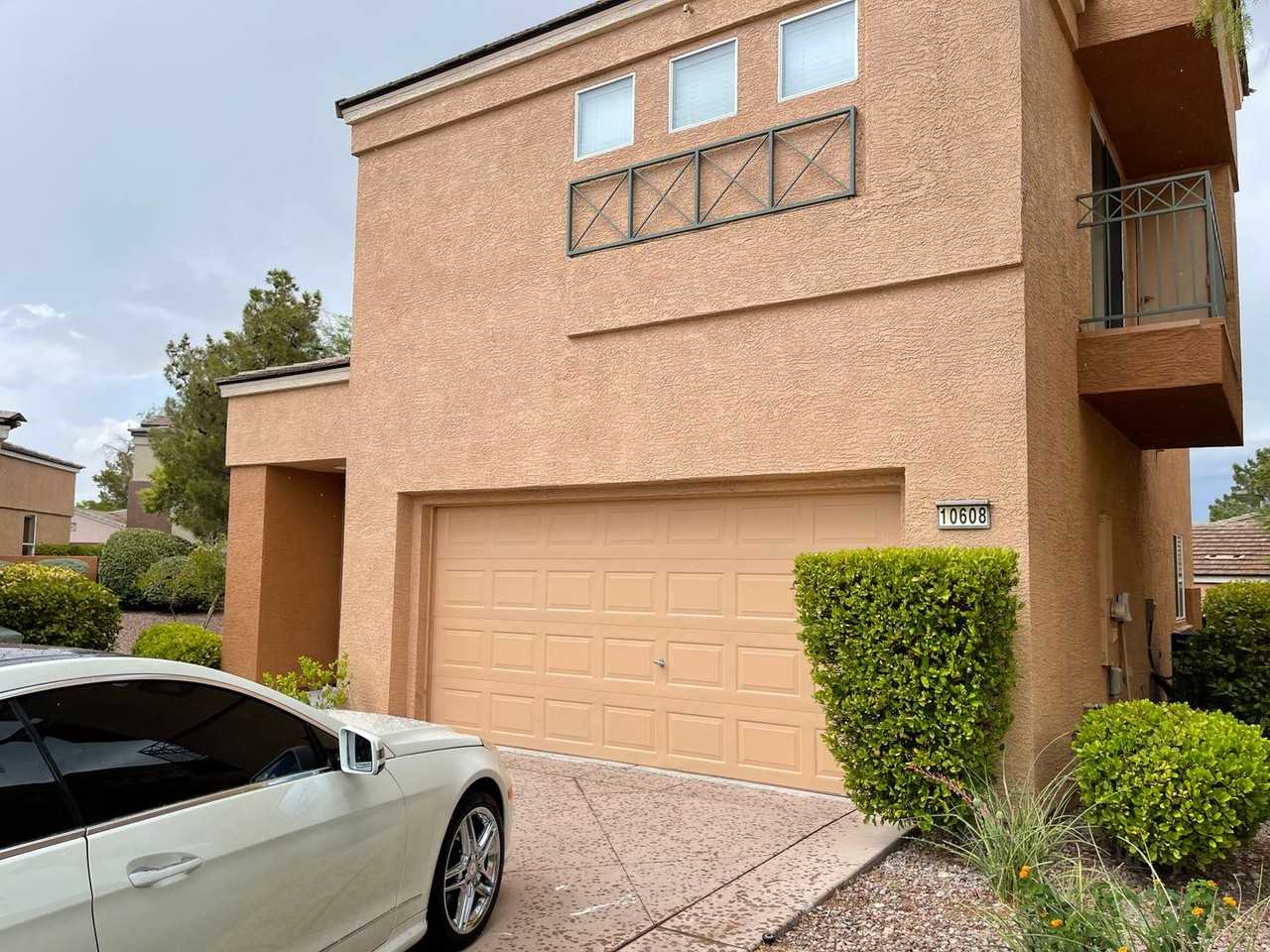 10608 India Hawthorn Ave - Photo 2 of 18