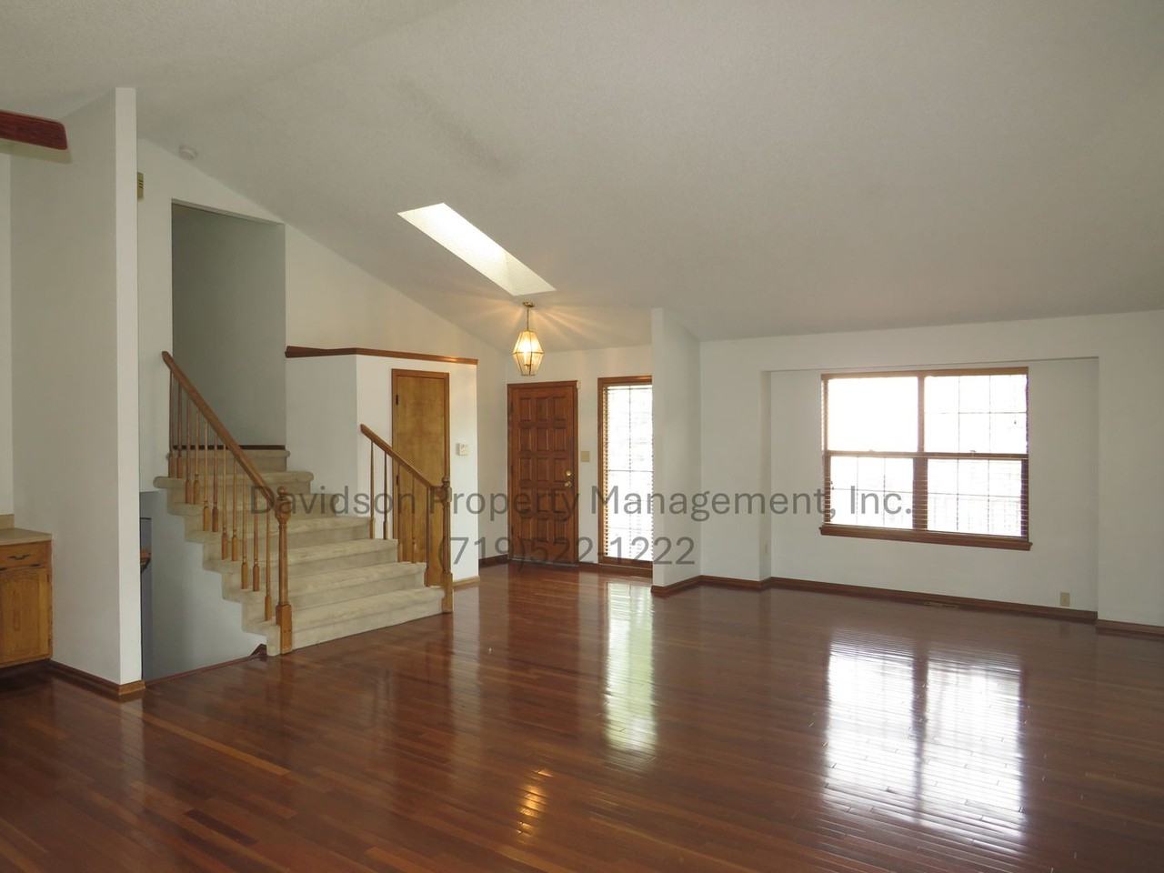 935 Popes Valley Dr - Photo 3 of 20