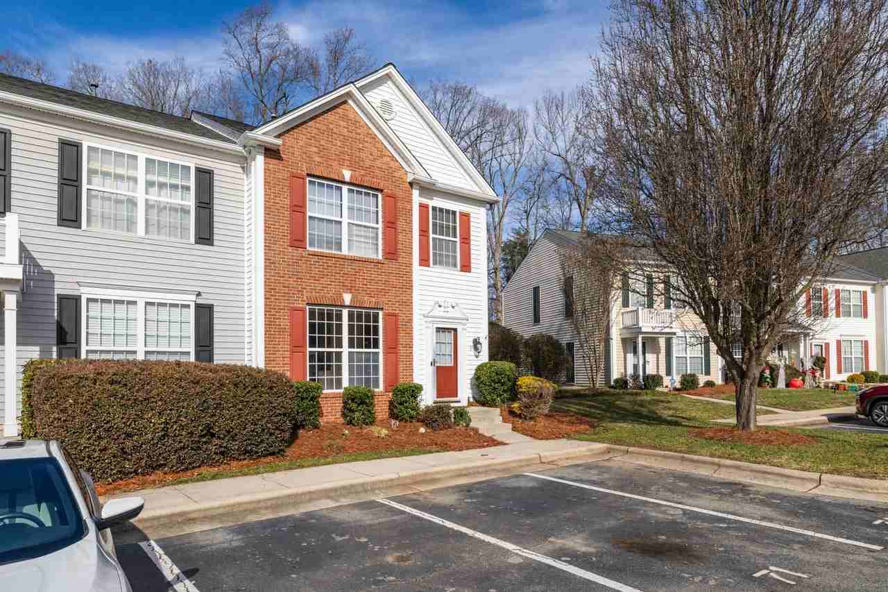 3959 Katherine Way - Photo 2 of 23