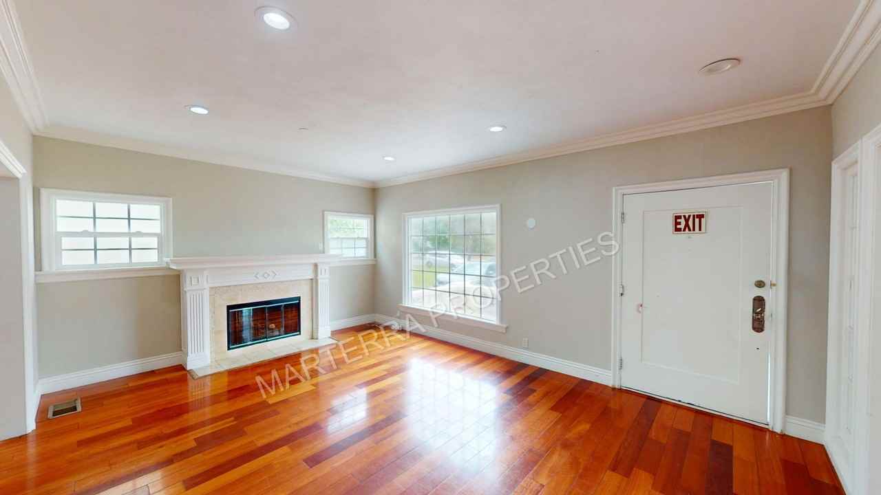 877 S Bronson Ave - Photo 4 of 29