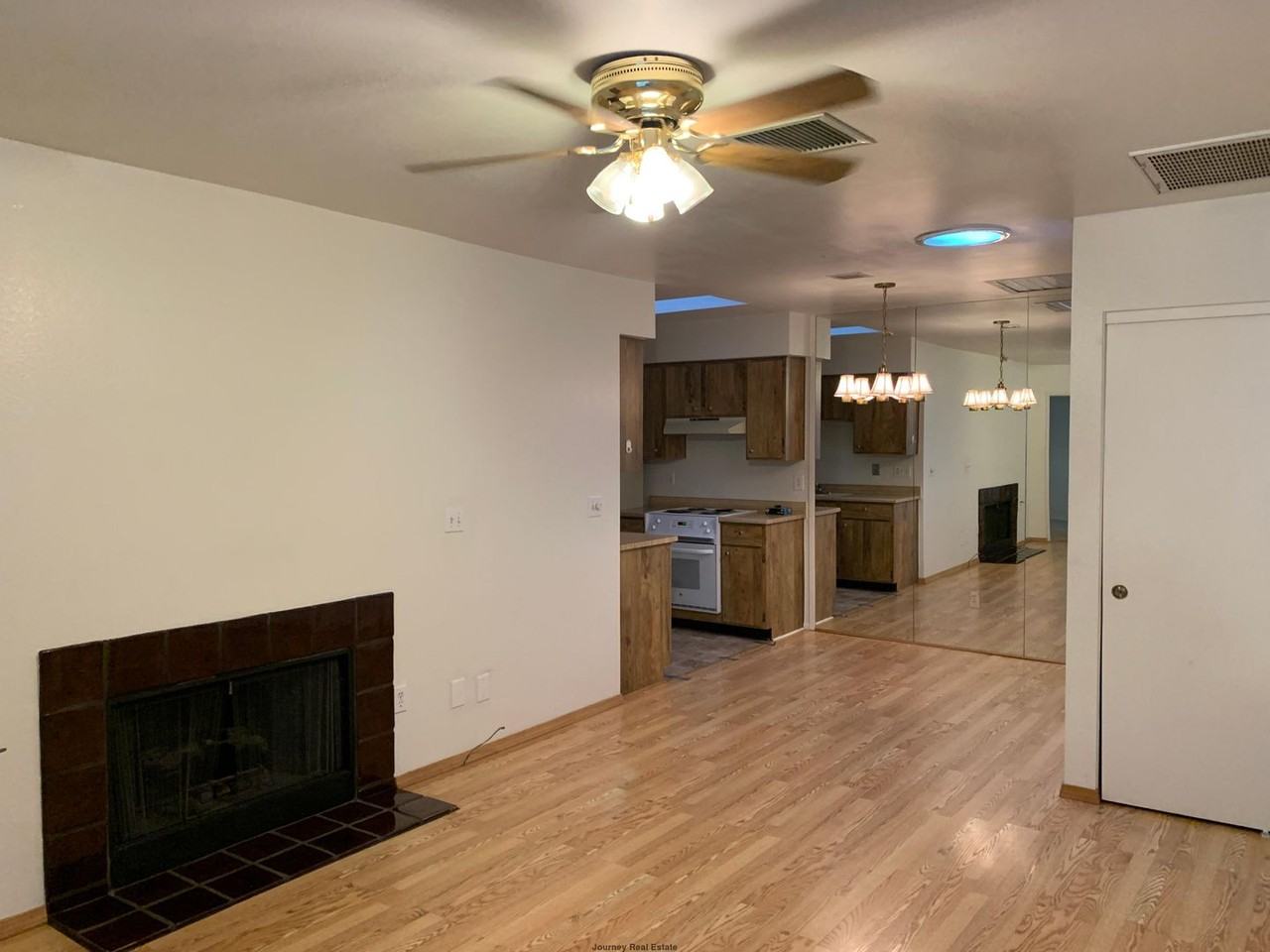 3095 Shoshone Pl - Photo 2 of 9
