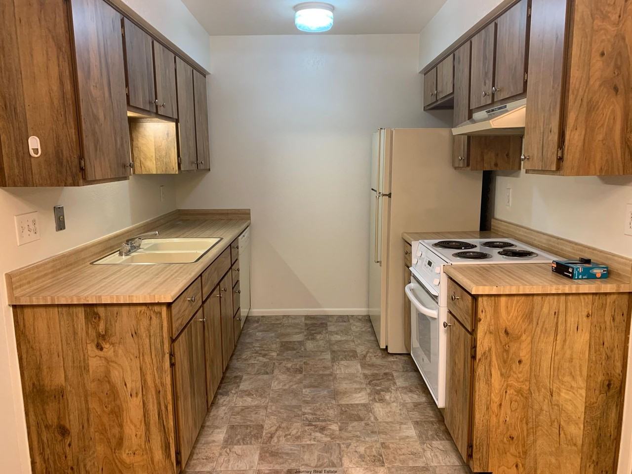 3095 Shoshone Pl - Photo 3 of 9