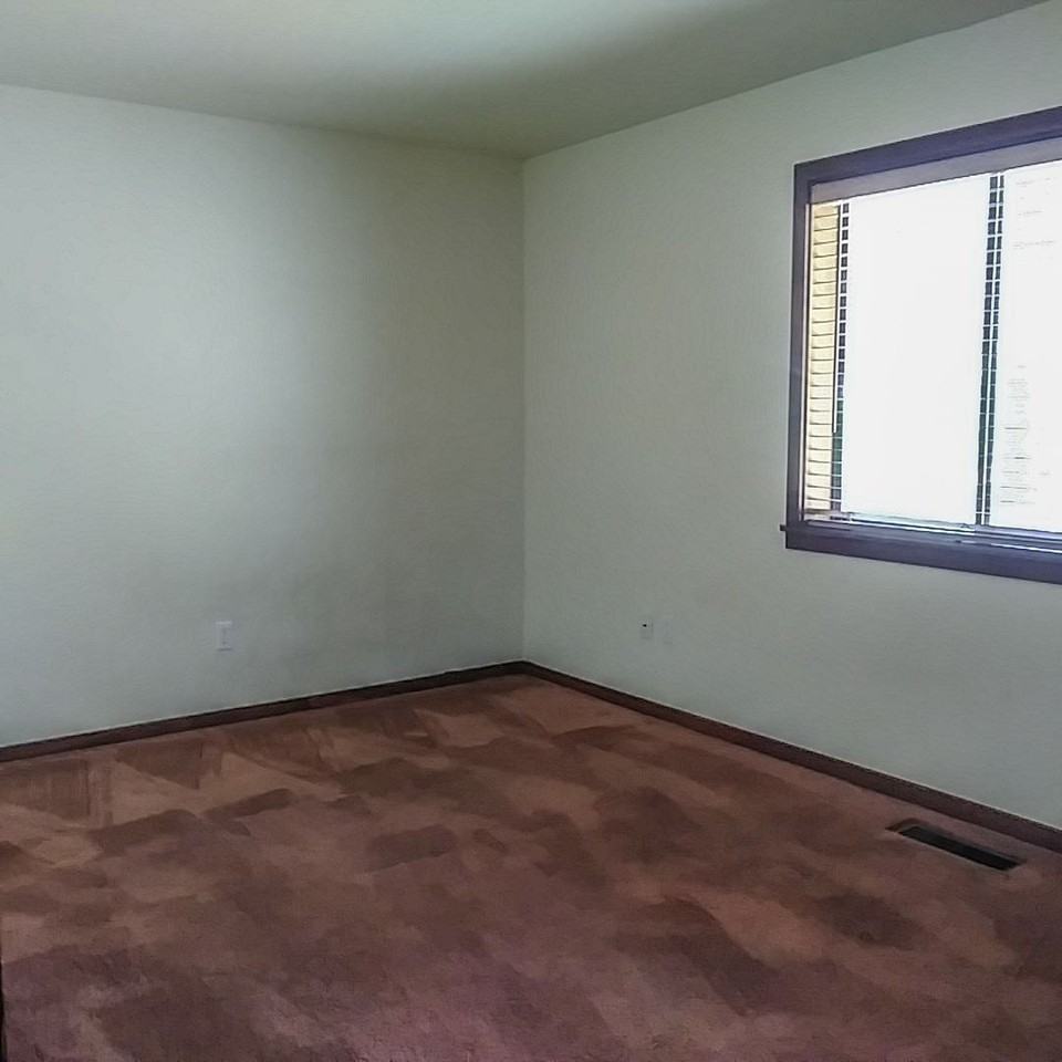 844 Lichen Ct #1 - Photo 2 of 23