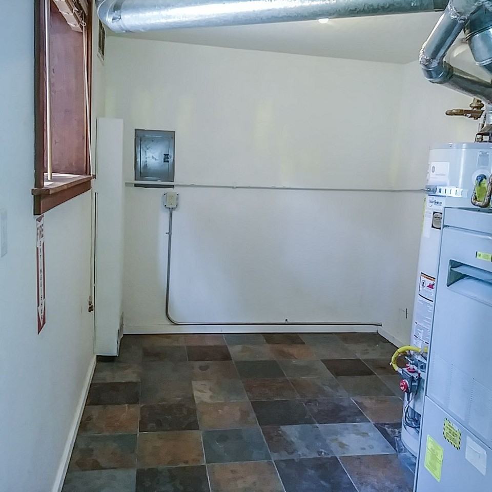 844 Lichen Ct #1 - Photo 3 of 23