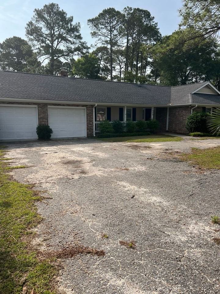 109 Erskine Dr - Photo 2 of 18