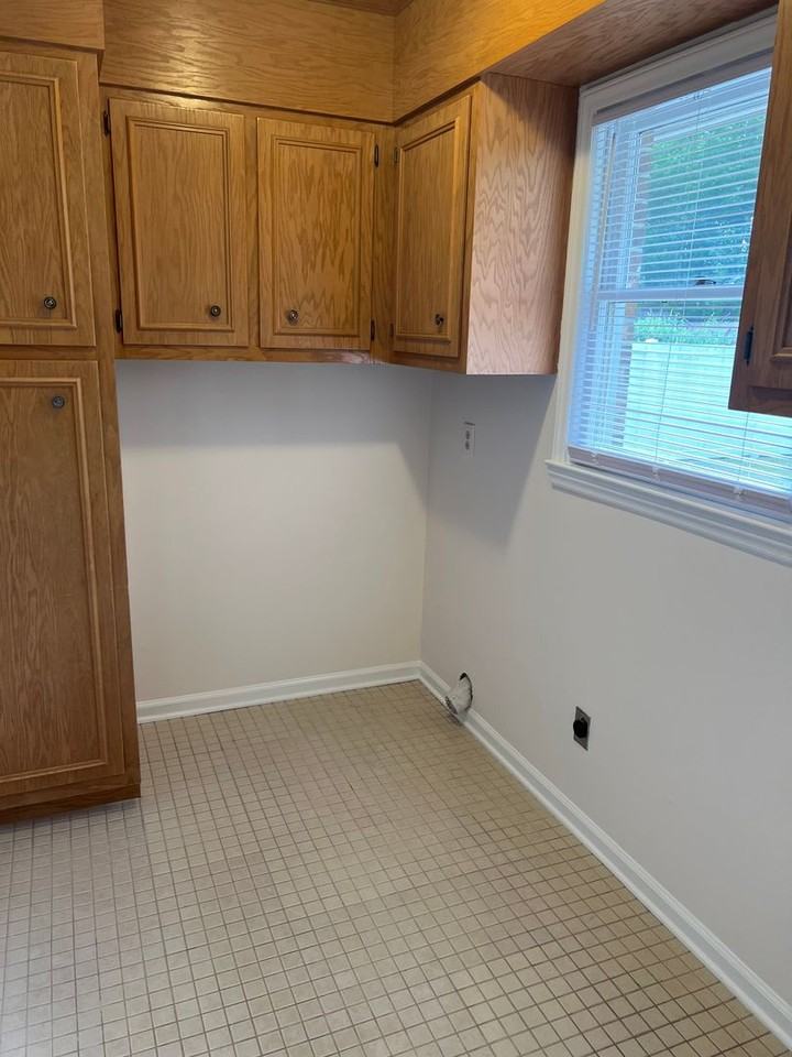 109 Erskine Dr - Photo 5 of 18