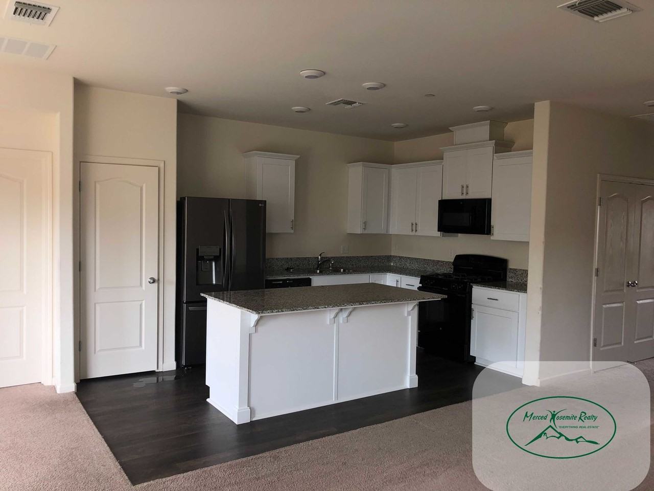 4259 Theresa Ln - Photo 4 of 14