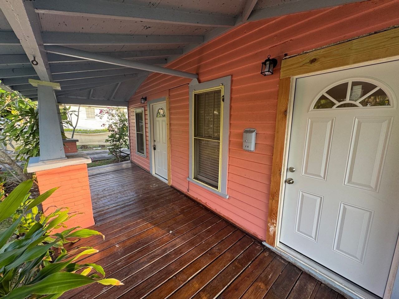 10 Olive St - Photo 2 of 30