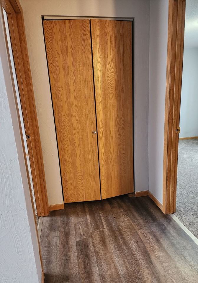 3190 8th St - Photo 6 of 7
