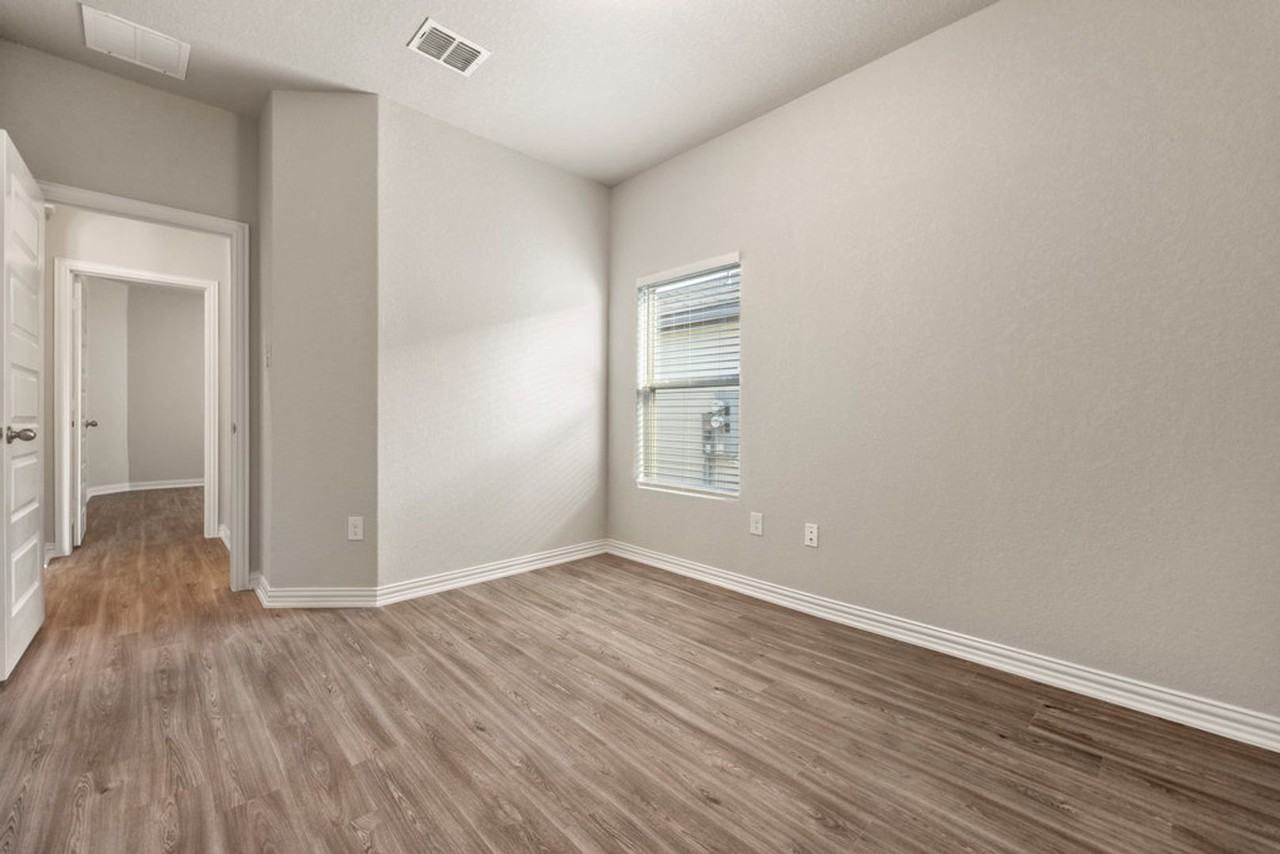 5502 Cibolo Pass #1 - Photo 6 of 17