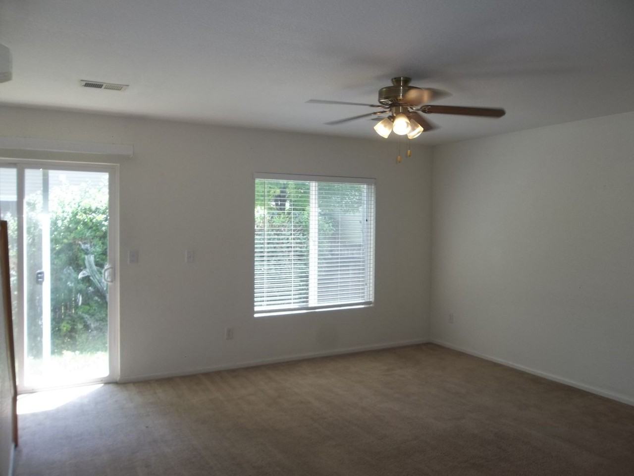 3414 Warren Farm Dr - Photo 3 of 11